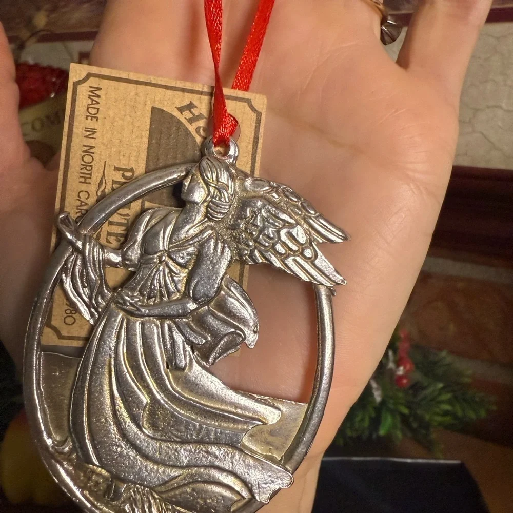 N/A beautiful pewter